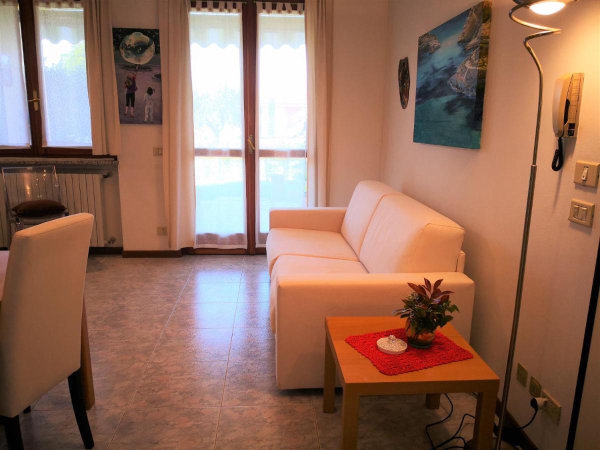 Apartment In Lazise/Gardasee 21954 Exteriör bild